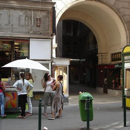 Romantic Centrum Apartman Budapest Eksteriør bilde